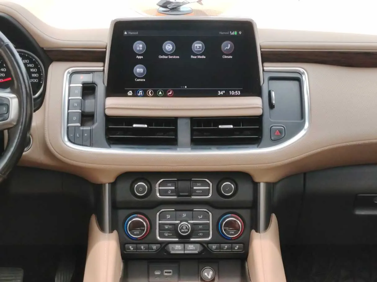 Car image 24
