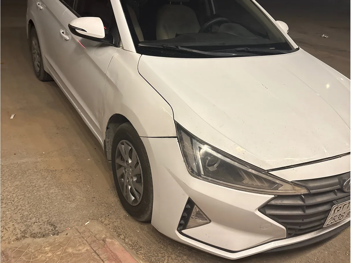 Car image 2