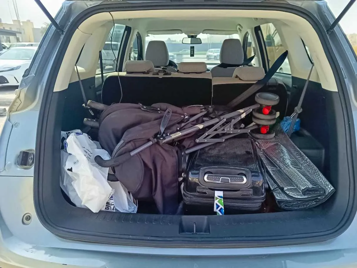 Car image 23