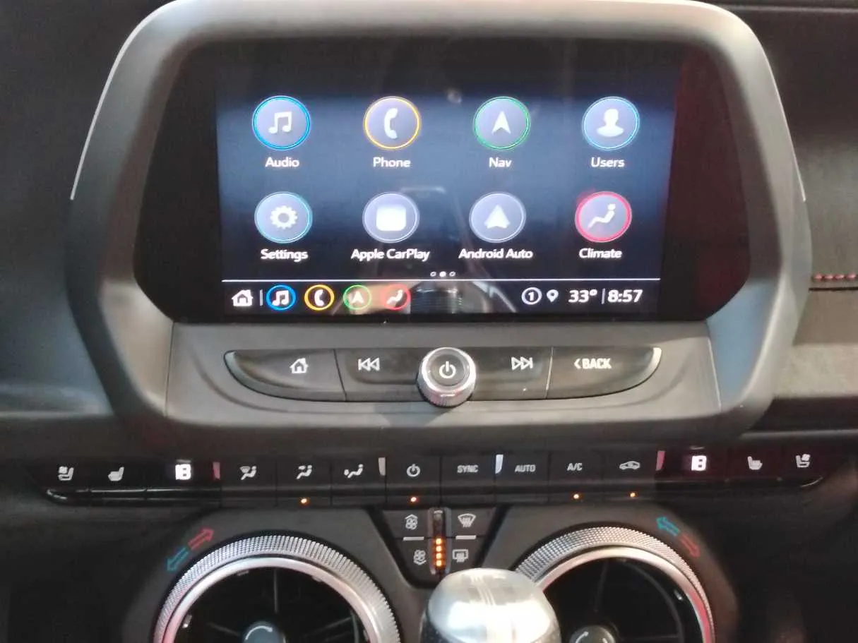 Car image 19
