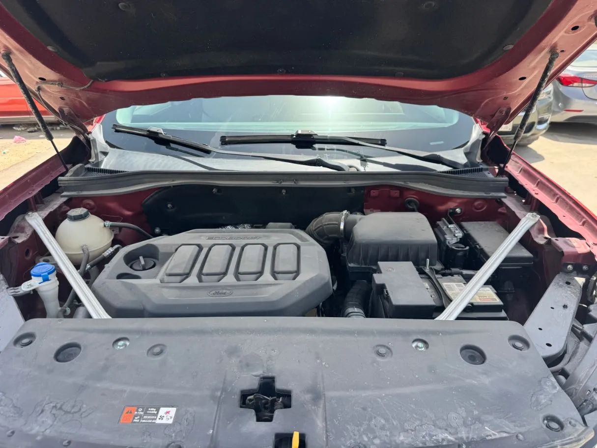 Car image 21