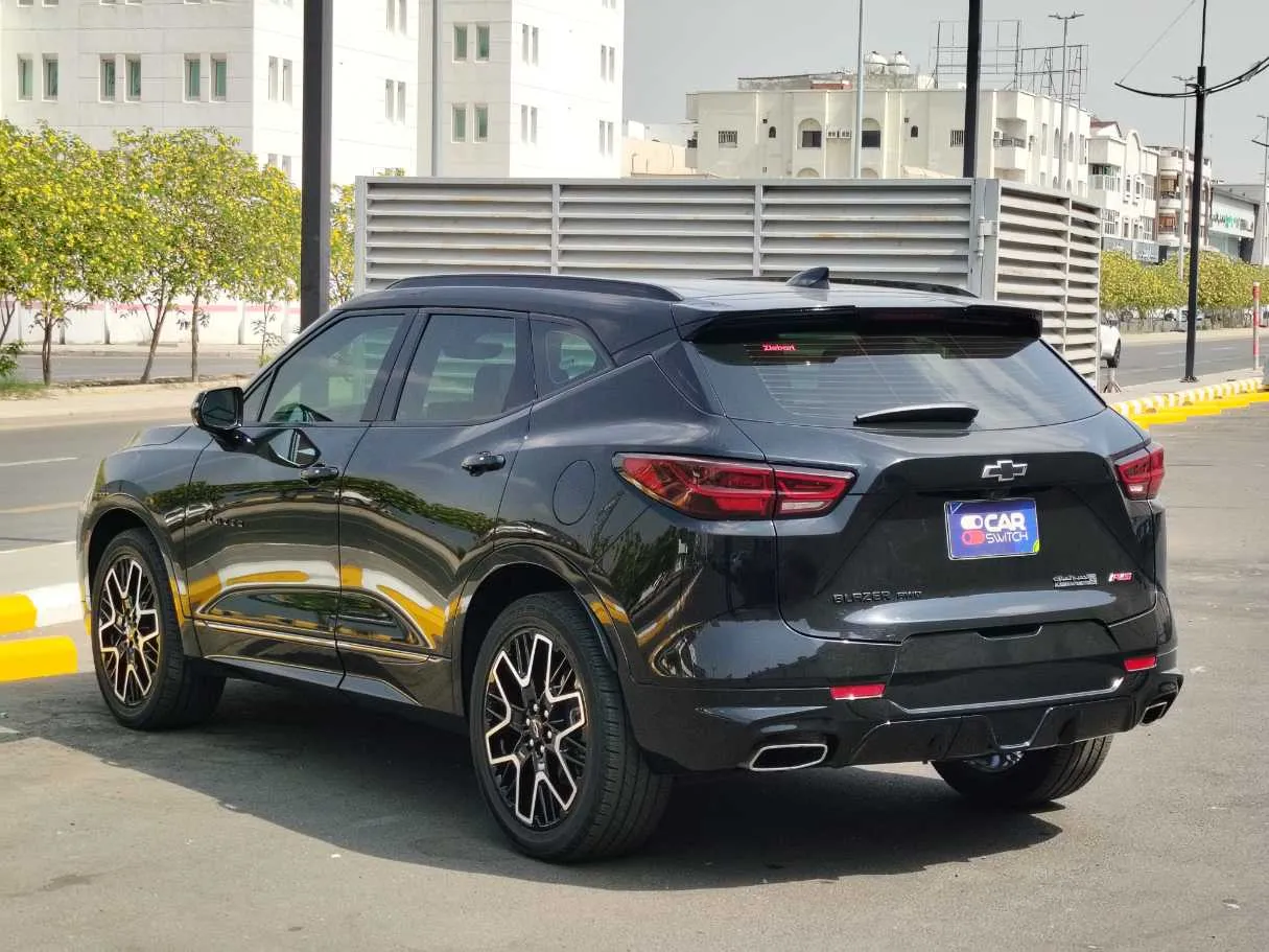 Car image 7