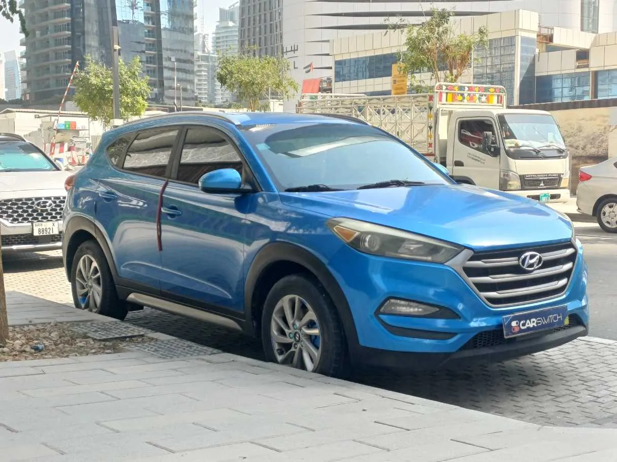 Car image 3