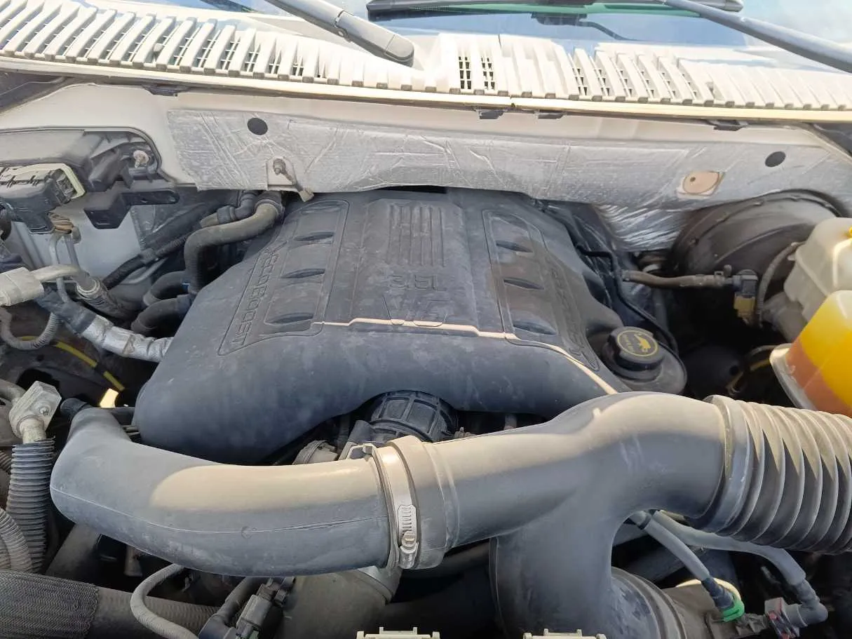 Car image 37