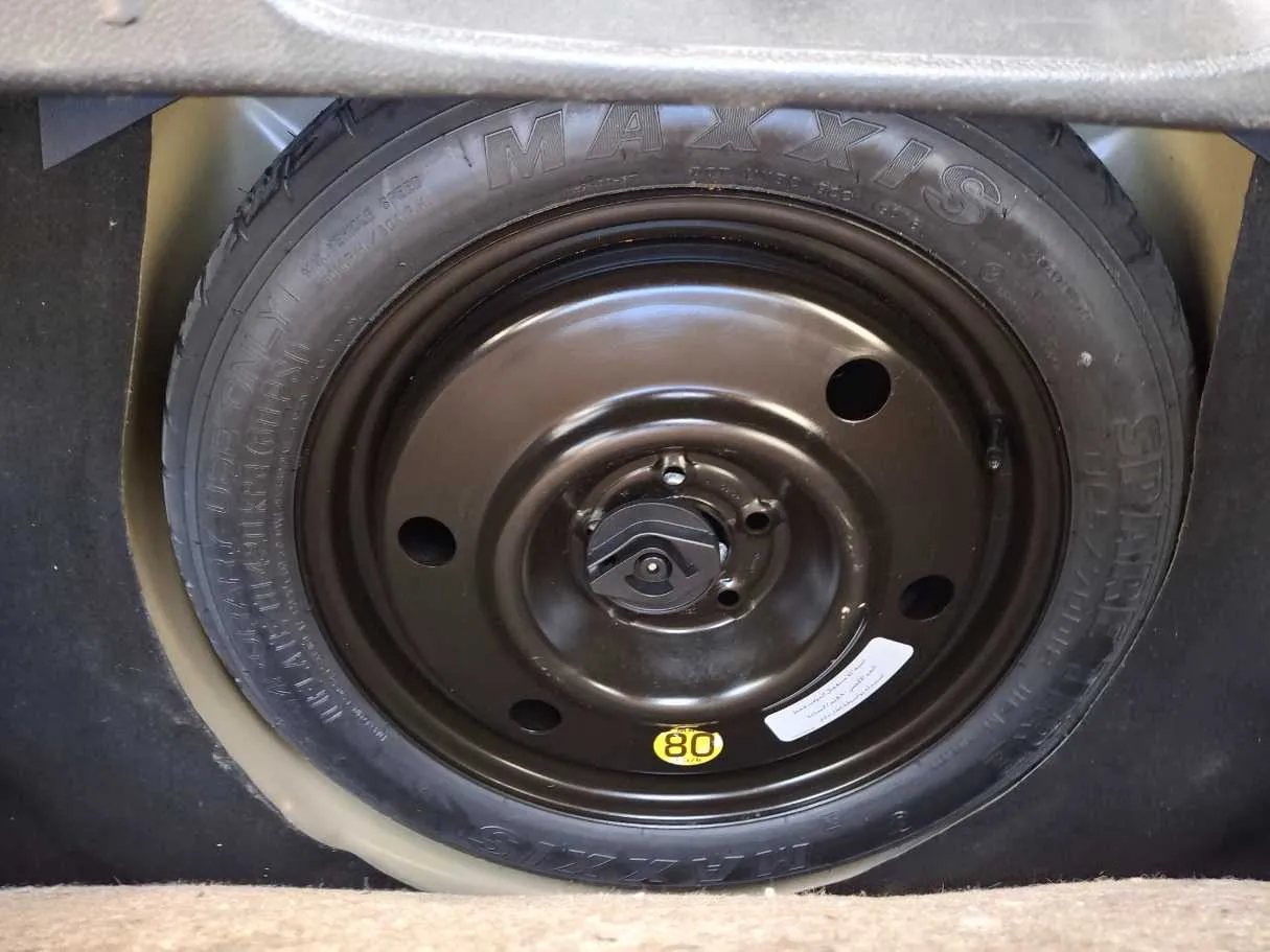 Car image 22