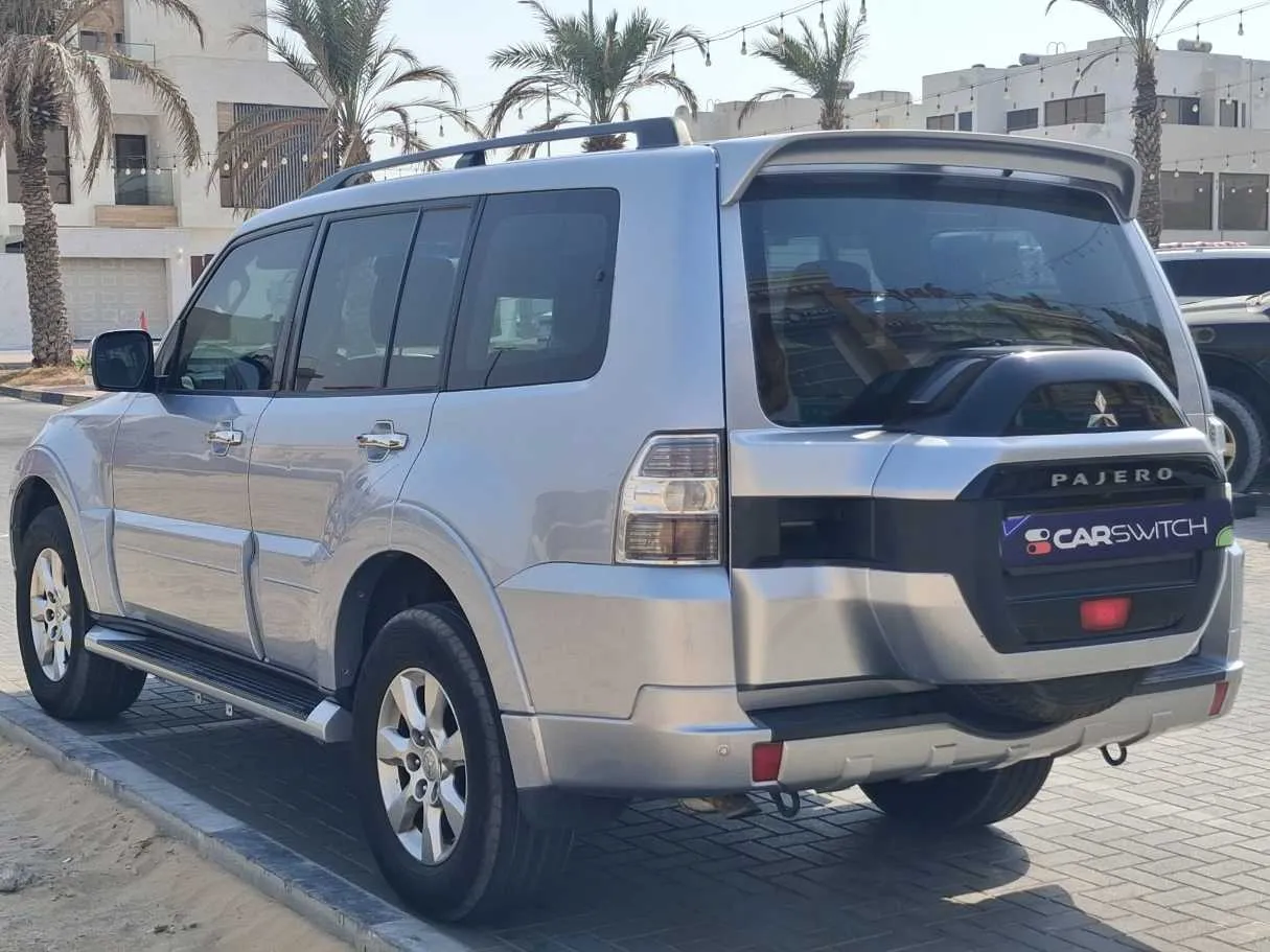 Car image 7