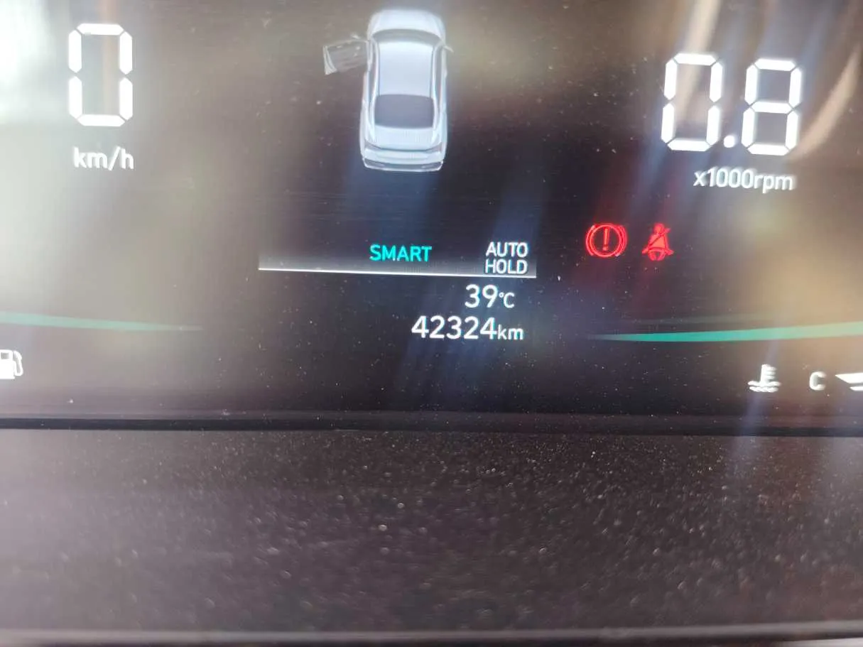 Car image 20