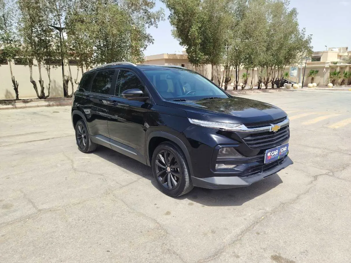 Car image 3
