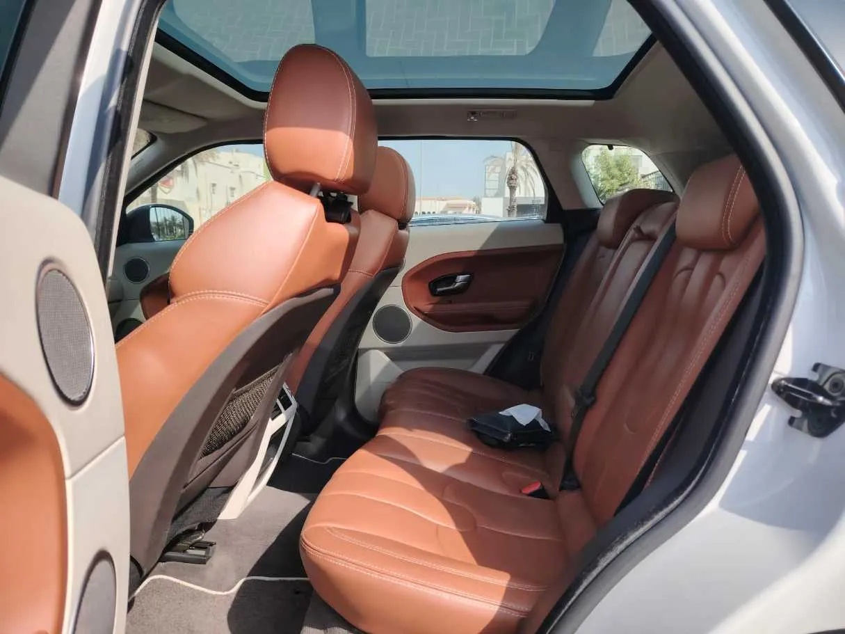 Car image 21