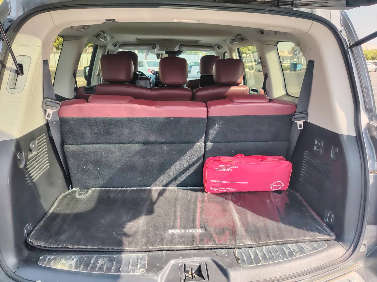 Car image 28