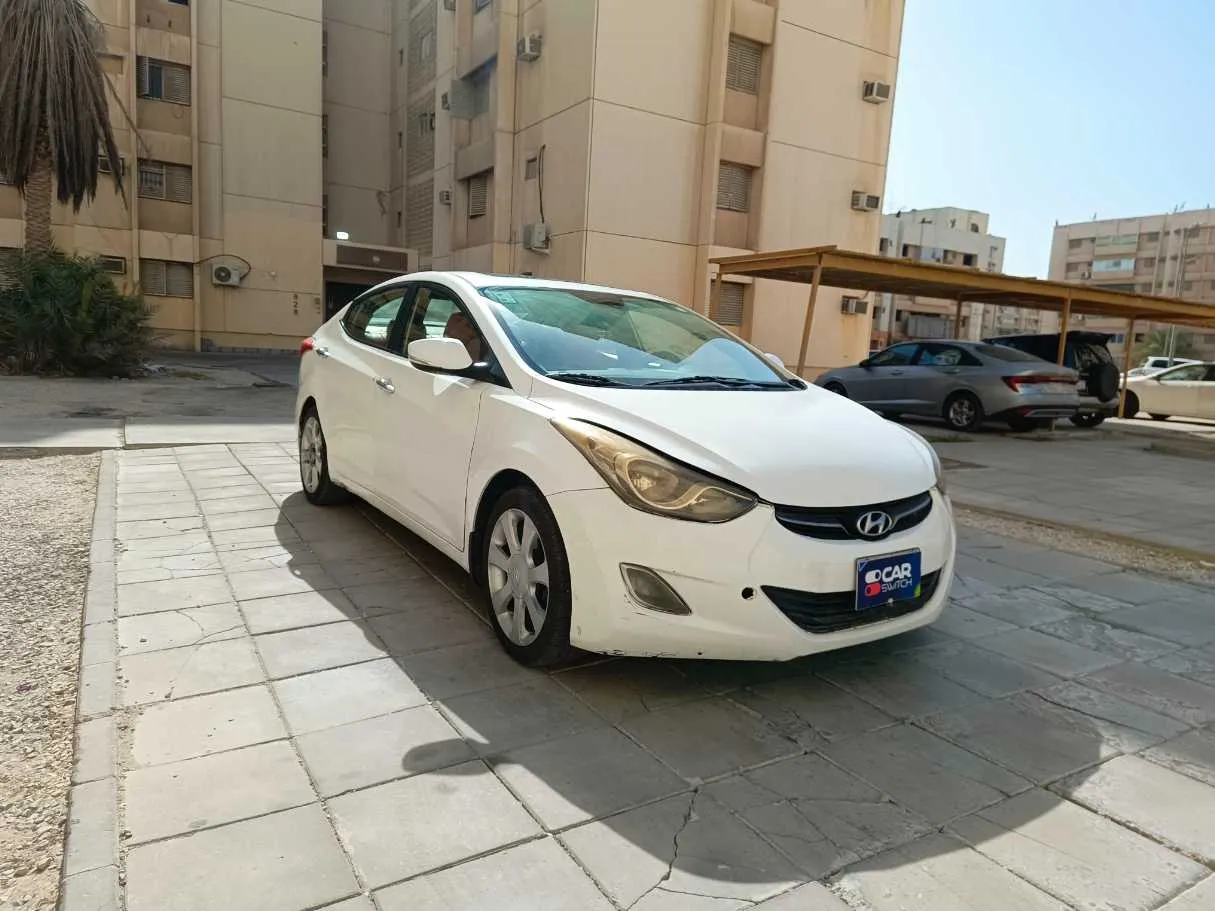 Car image 3