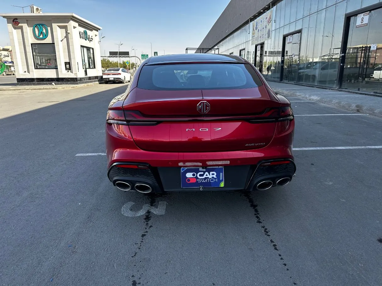 Car image 6