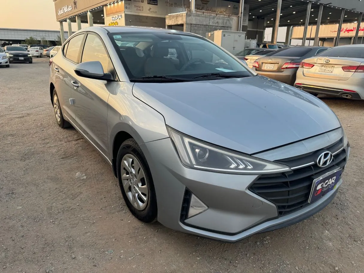 Car image 3