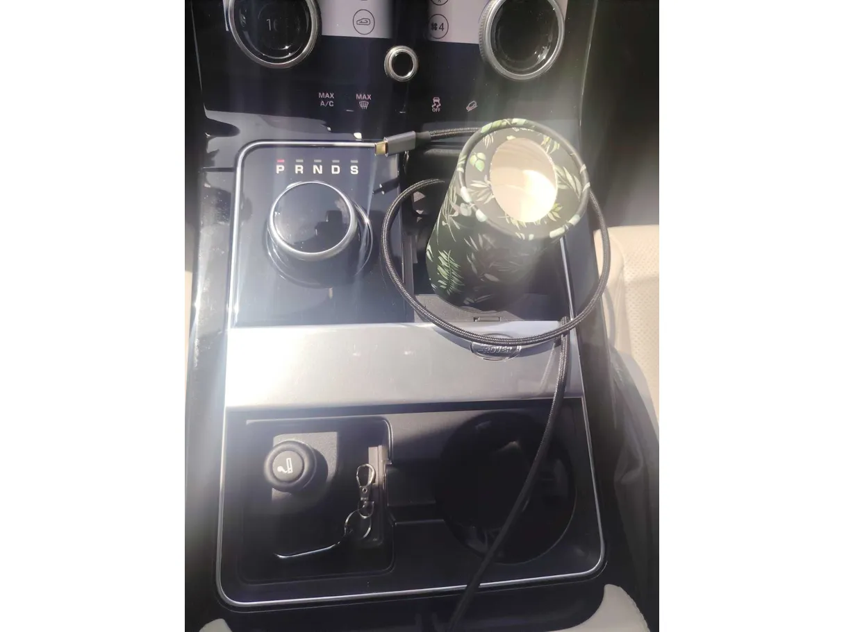 Car image 20