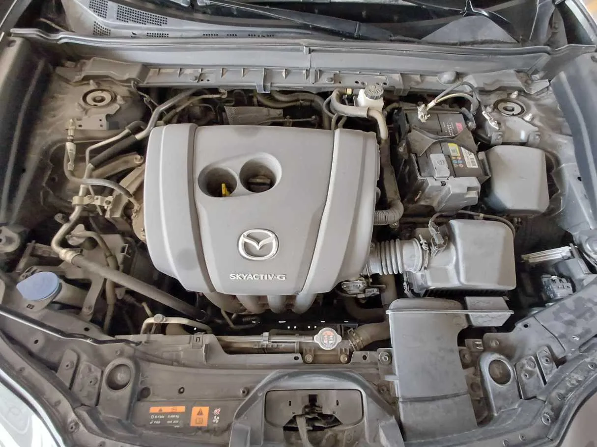 Car image 21