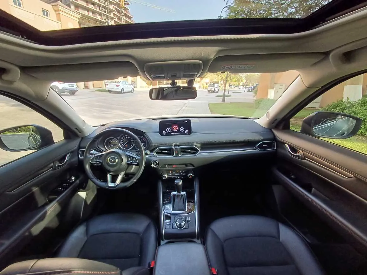 Car image 17