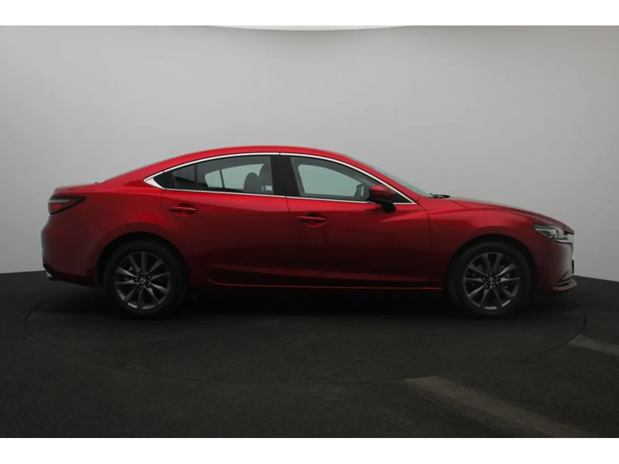 Car image 13