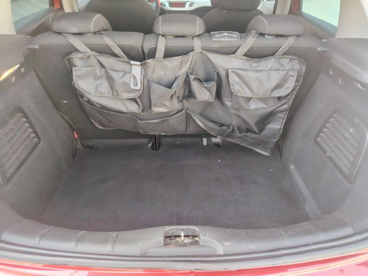 Car image 24
