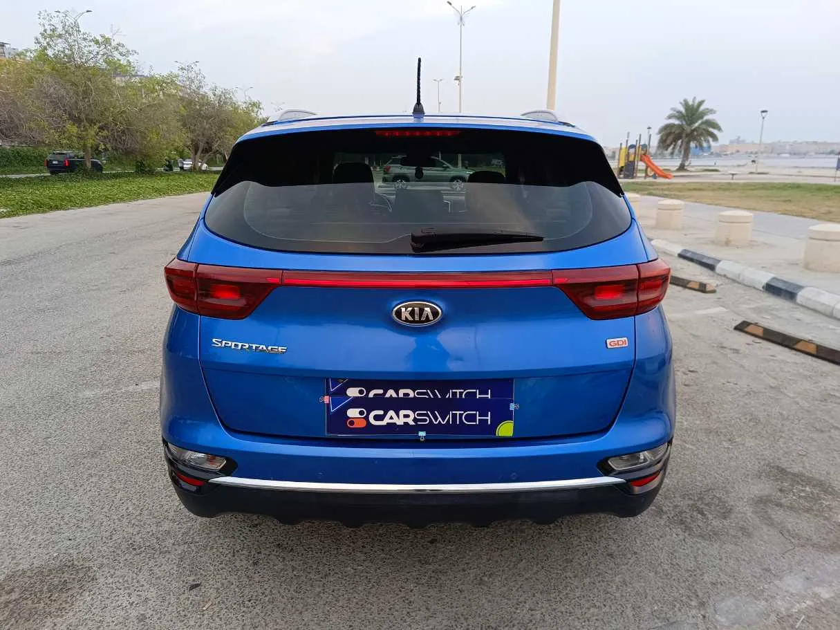Car image 6