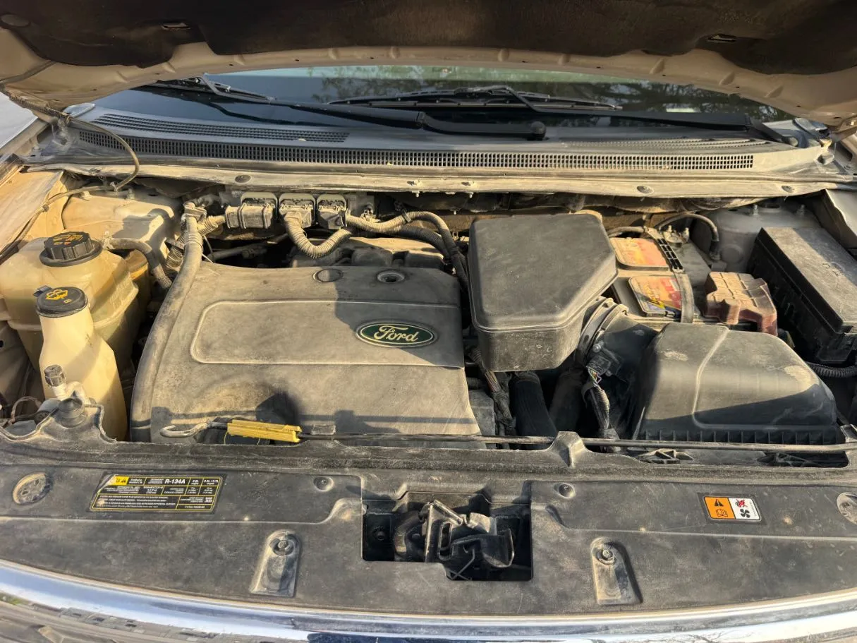 Car image 21