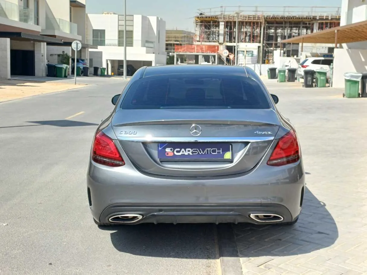 Car image 6