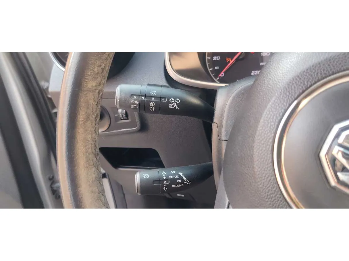 Car image 22