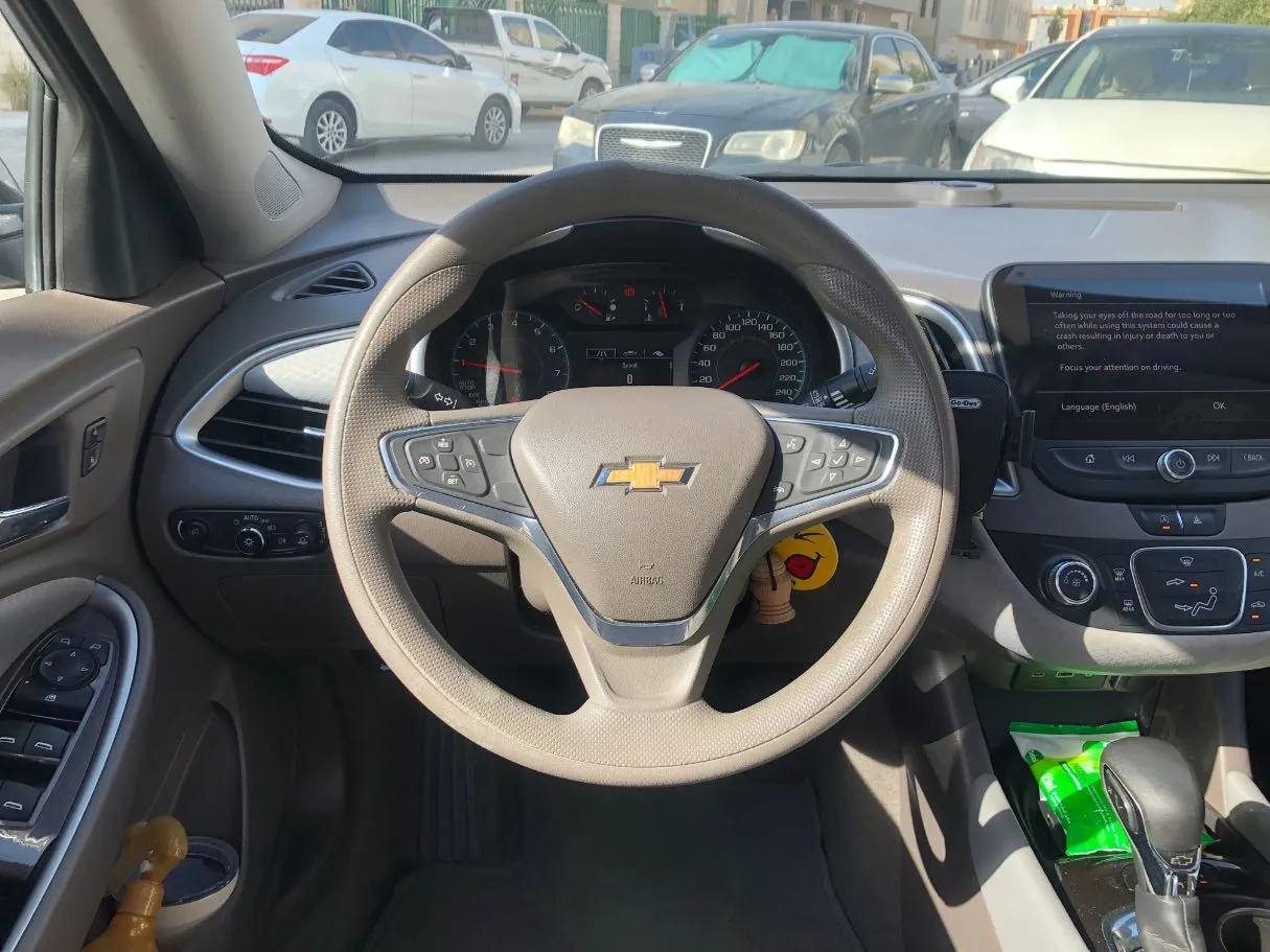 Car image 16
