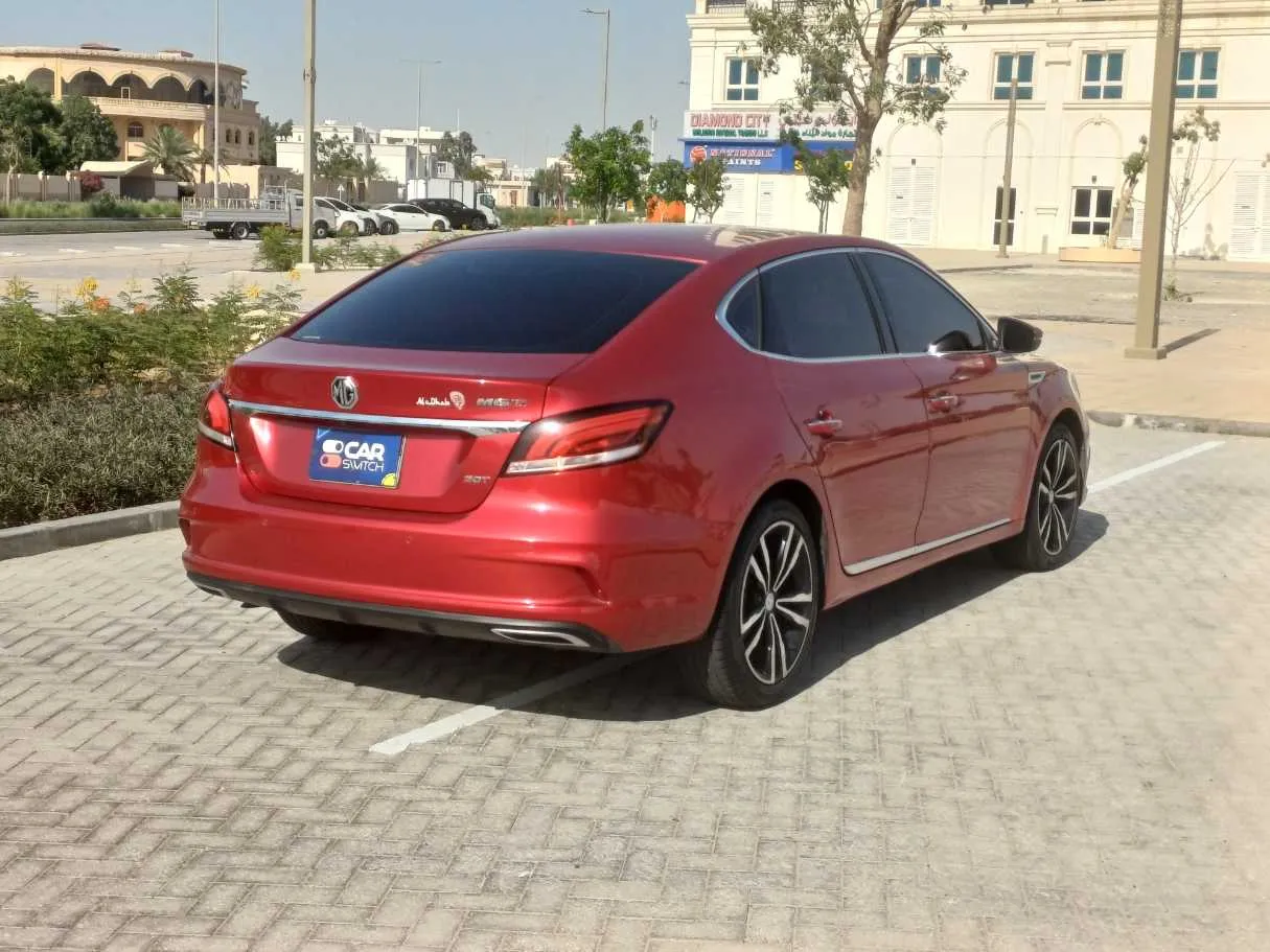 Car image 5