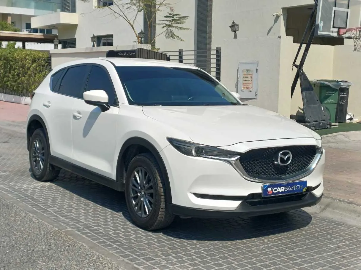 Car image 3