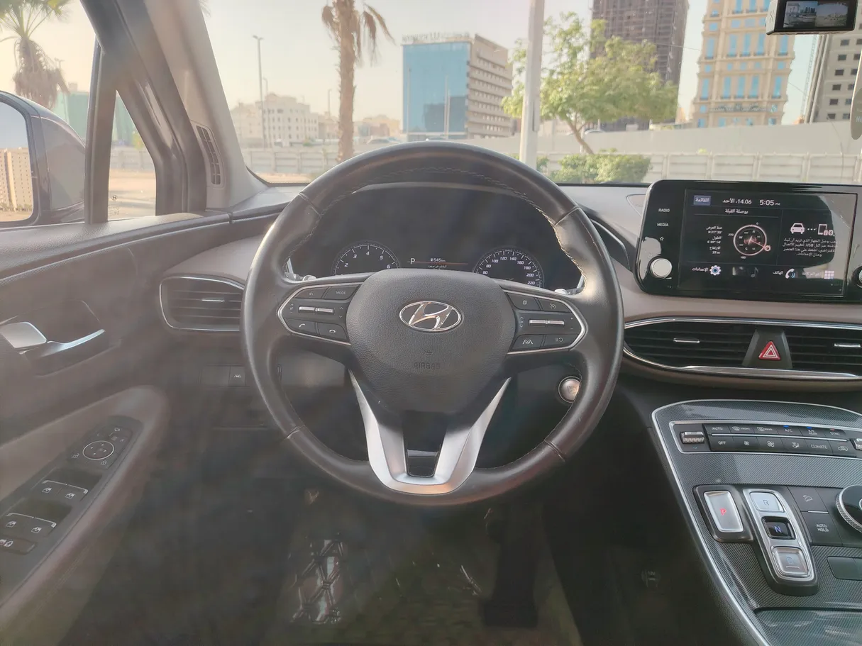 Car image 22