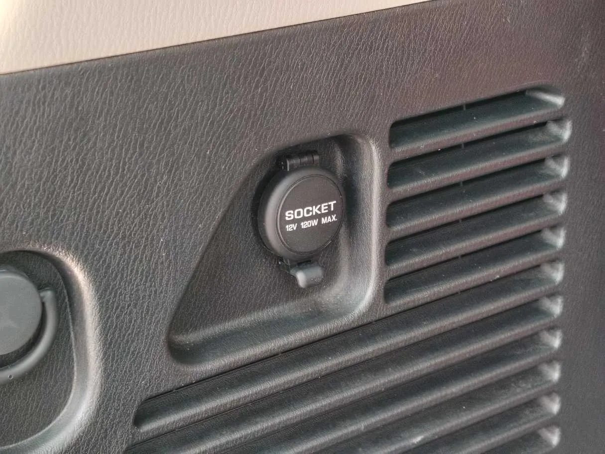 Car image 41