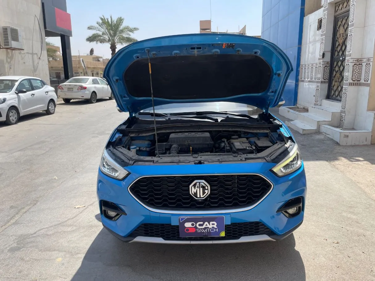 Car image 24