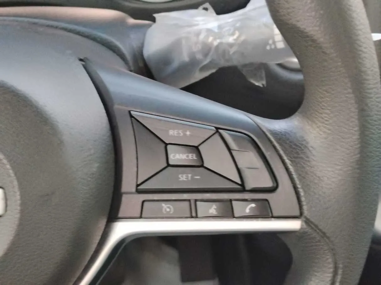 Car image 29