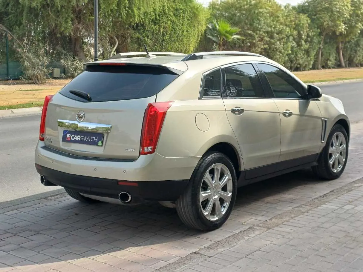 Car image 5