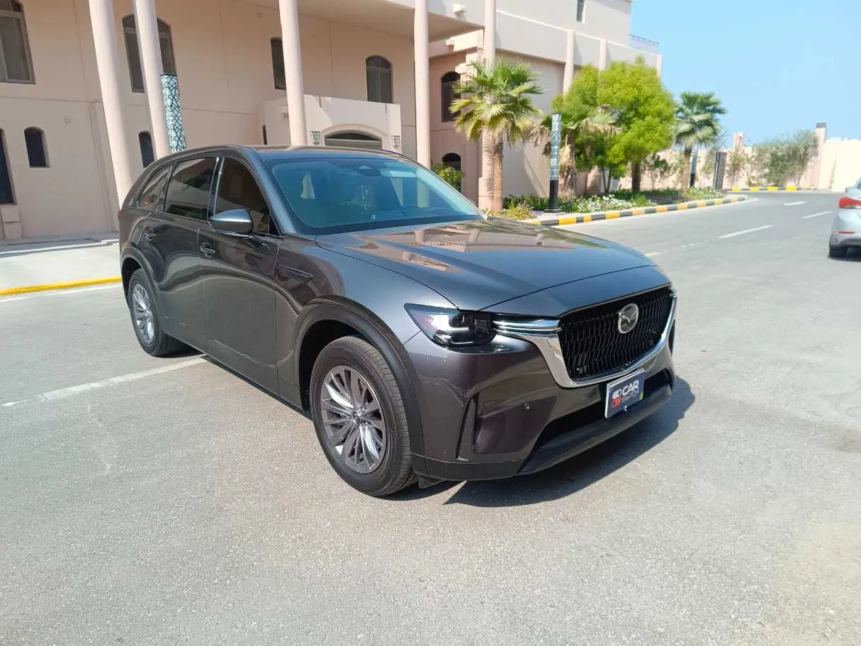 Car image 3