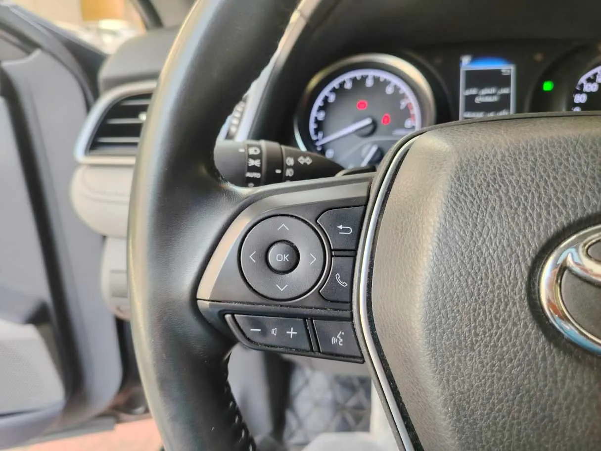 Car image 33