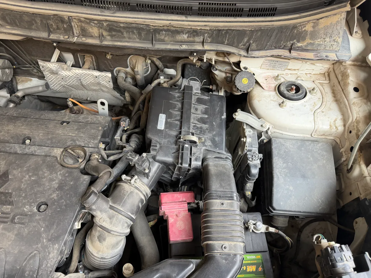 Car image 9