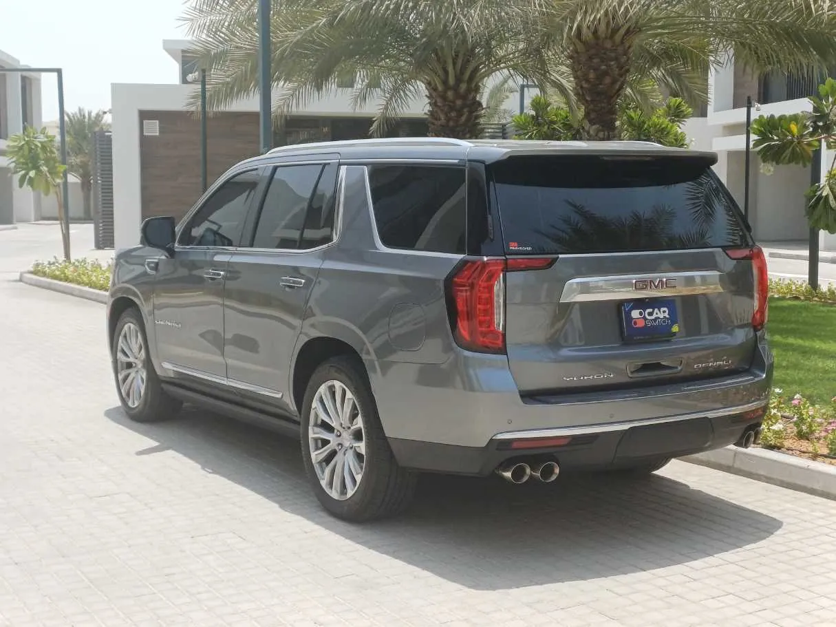 Car image 7