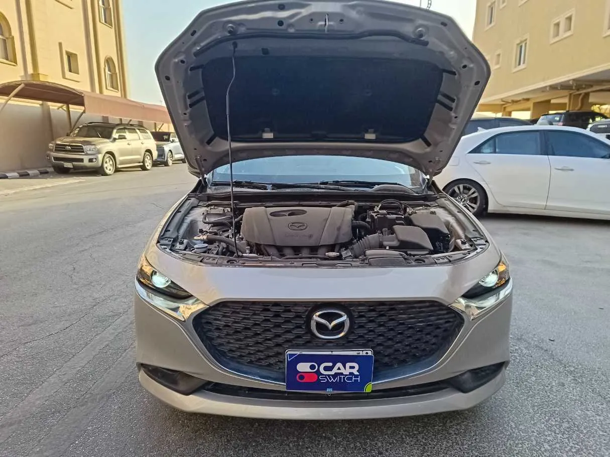 Car image 33