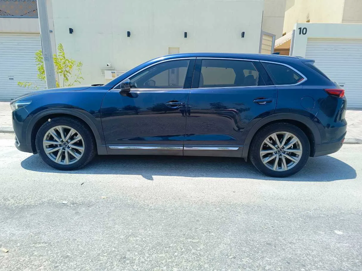 Car image 8