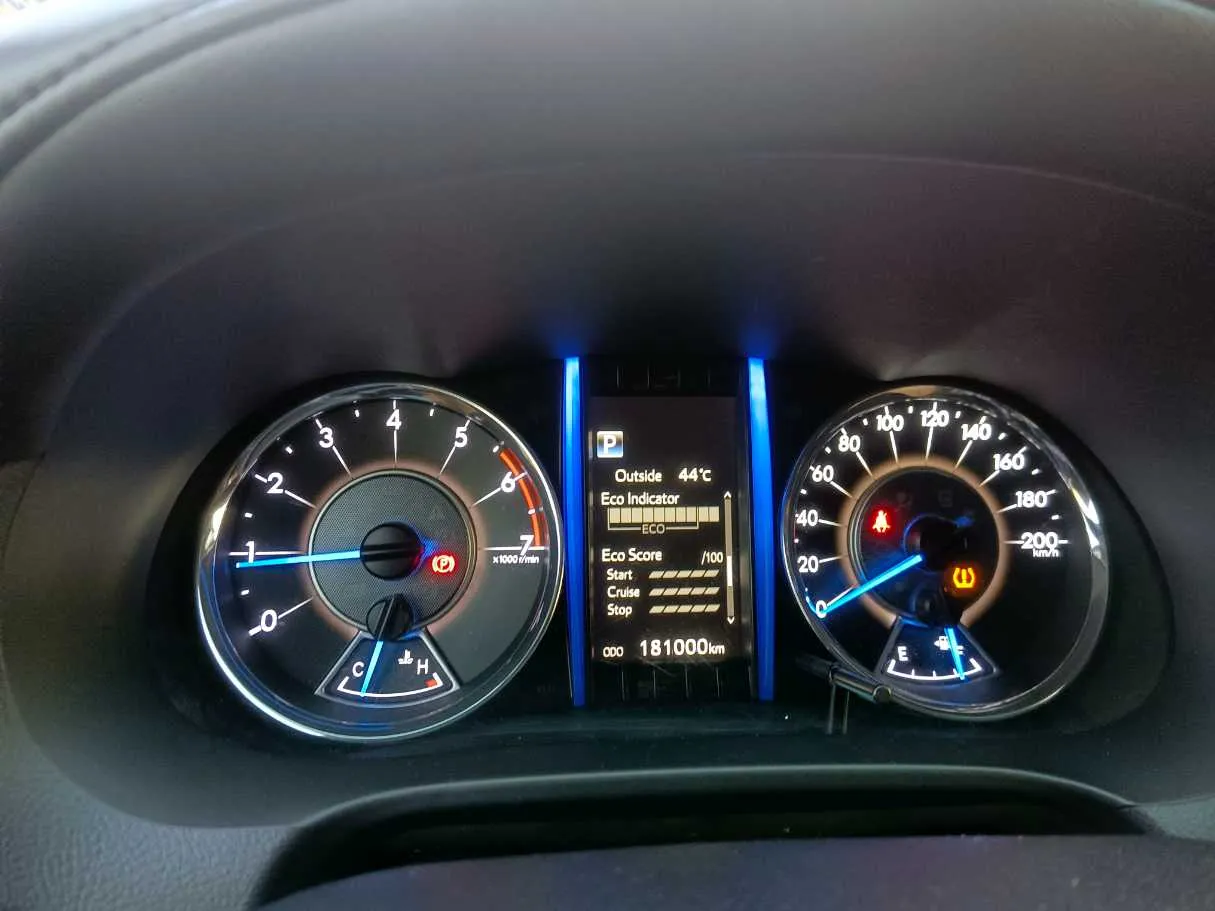 Car image 21
