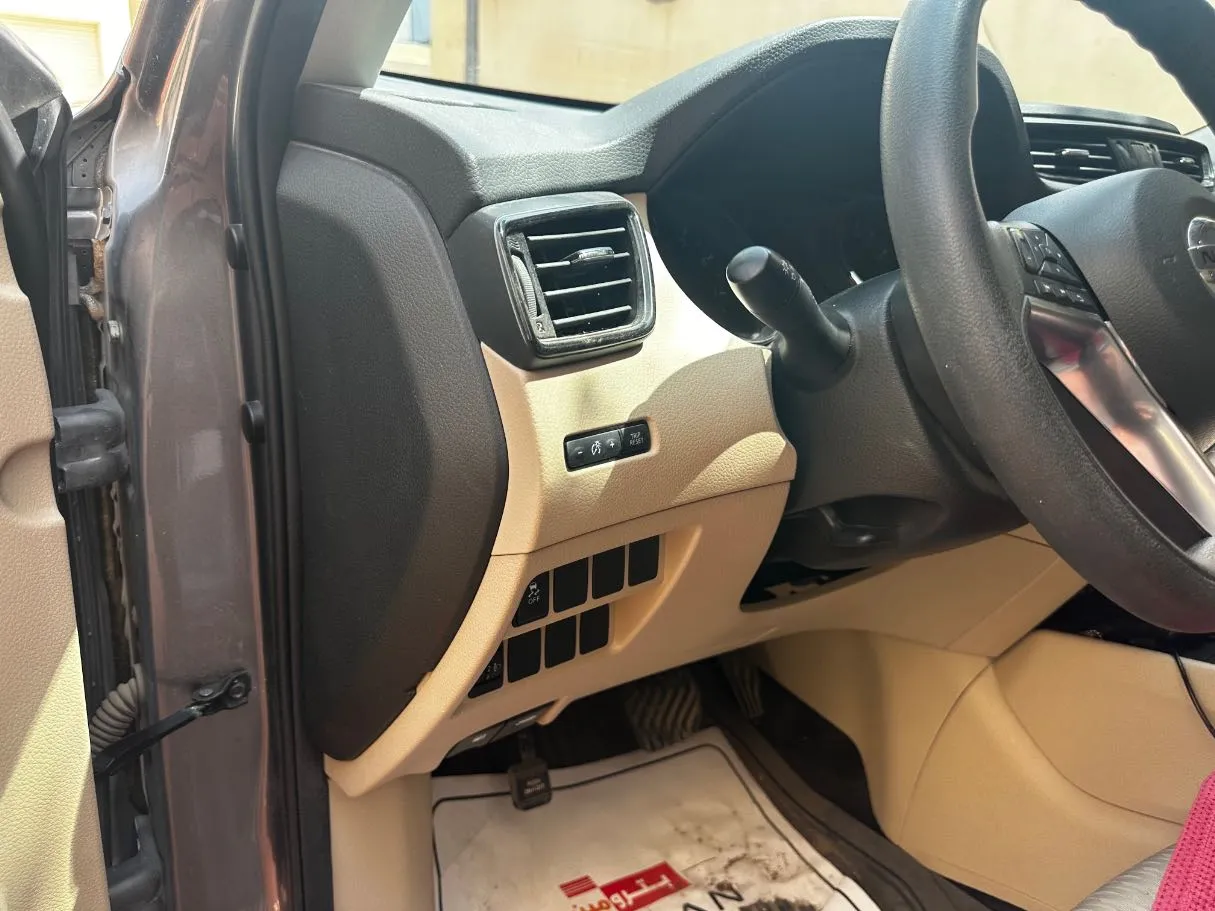 Car image 28