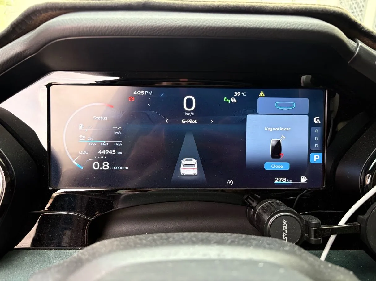 Car image 24