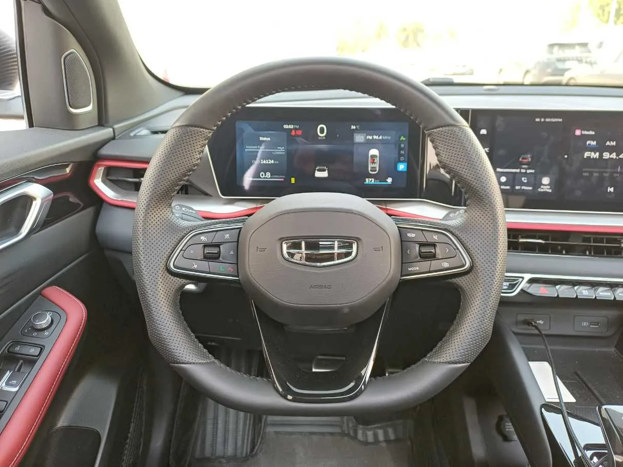Car image 18