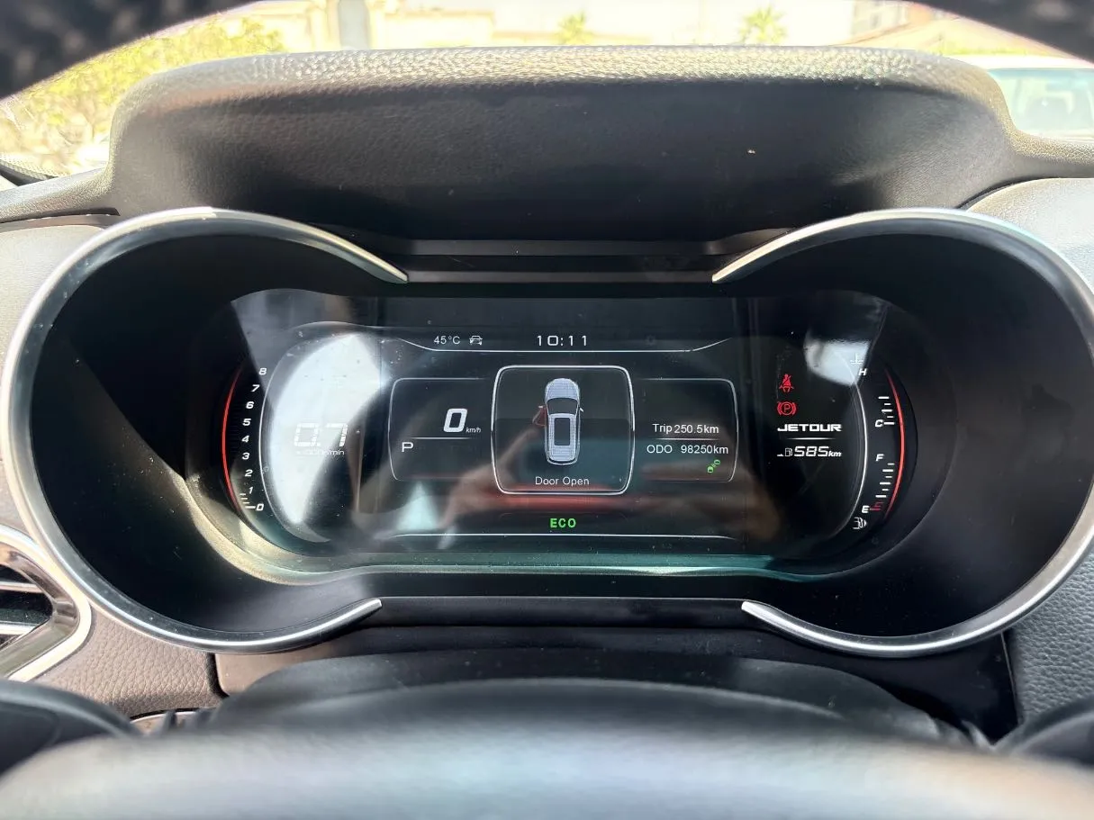Car image 23