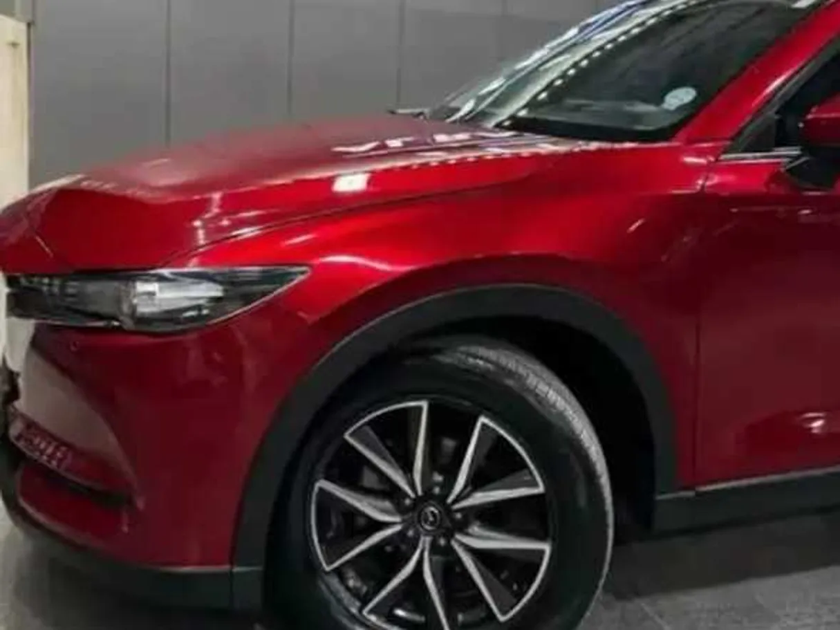 Car image 7