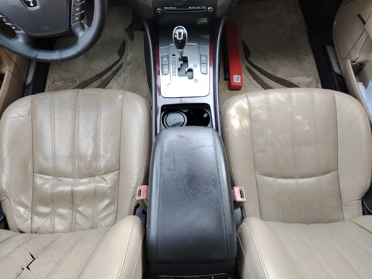 Car image 29