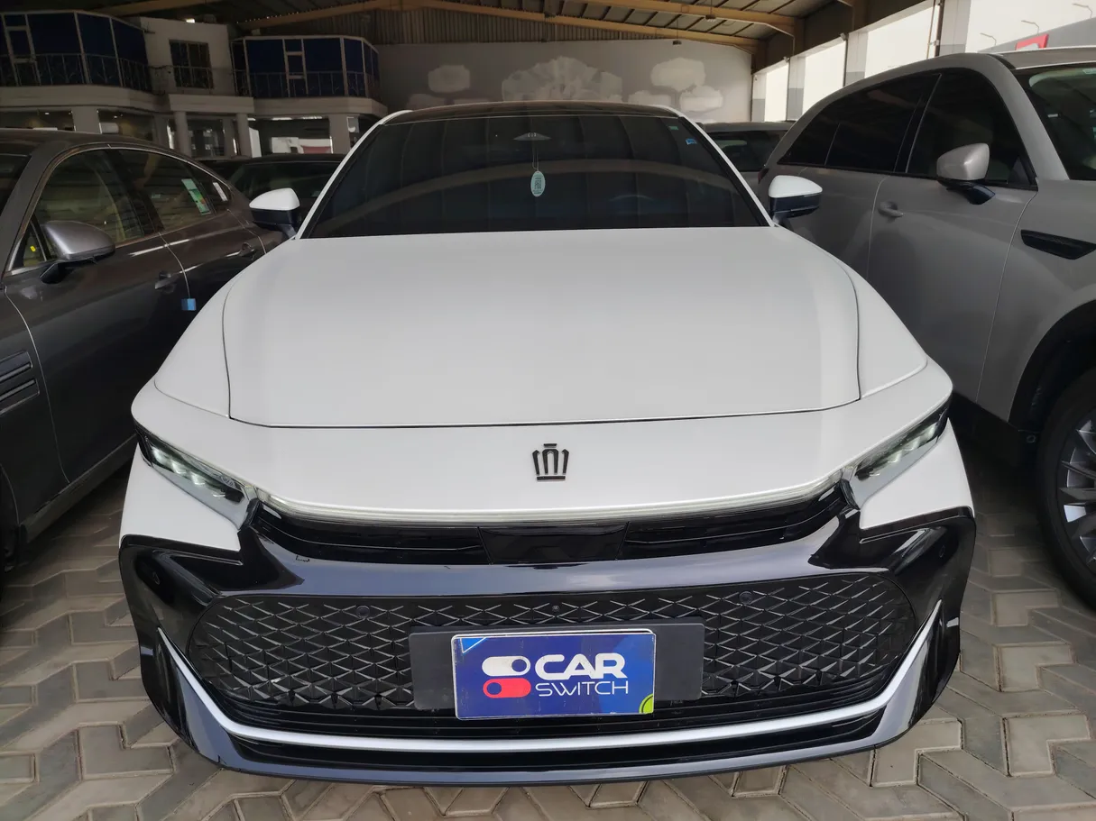 Car image 2