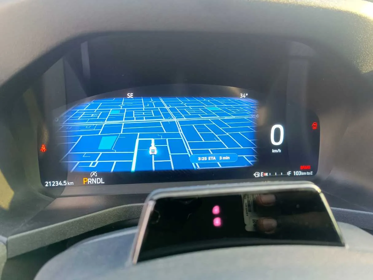 Car image 32