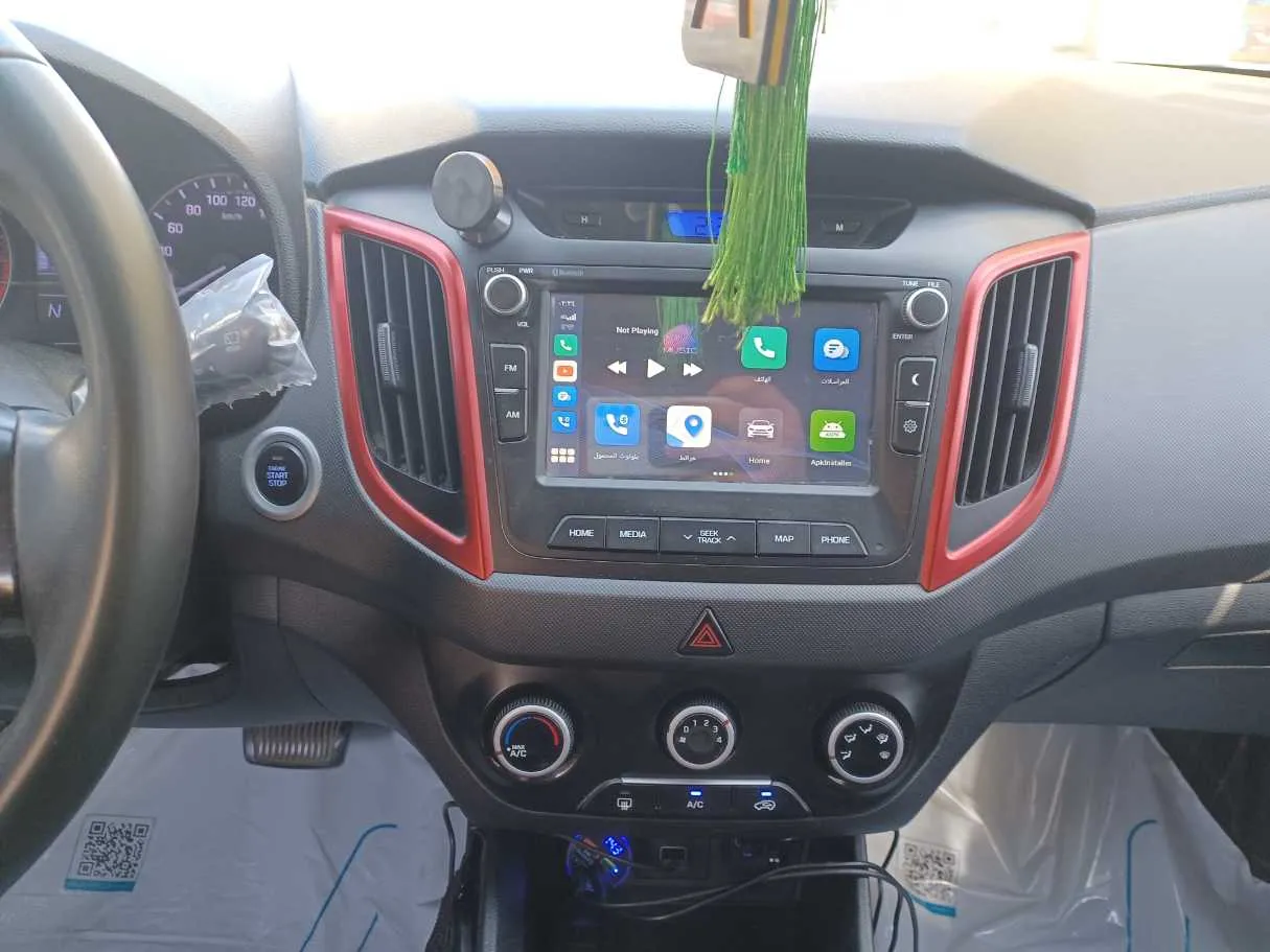 Car image 14